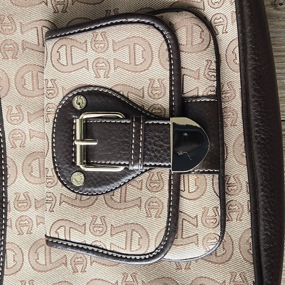 NWOT Etienne Aigner Signature Monogram Canvas Shoulder Bag - Picture 2 of 12